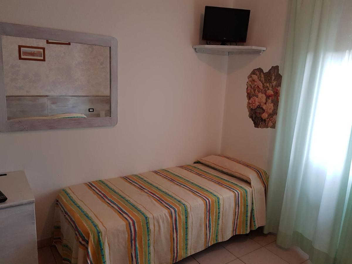 Hotel Villa Cristina Marina di Campo Exteriör bild